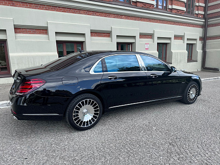 Mercedes S560 W222 Maybach с водителем